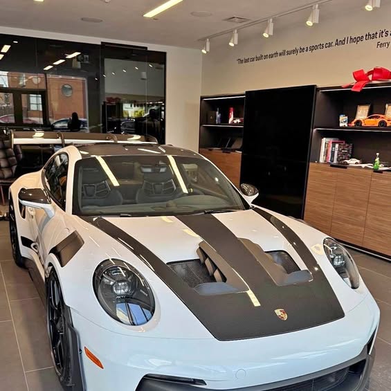 2025 Porsche 911 GT3 RS